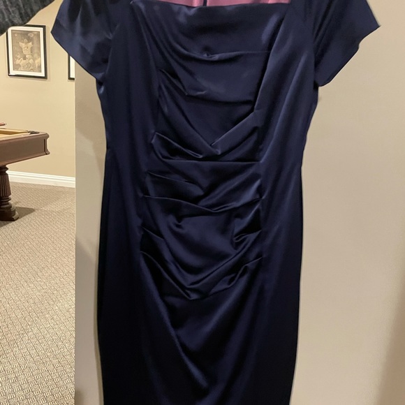 Navy dress with rouche front (very flattering) - Picture 1 of 4